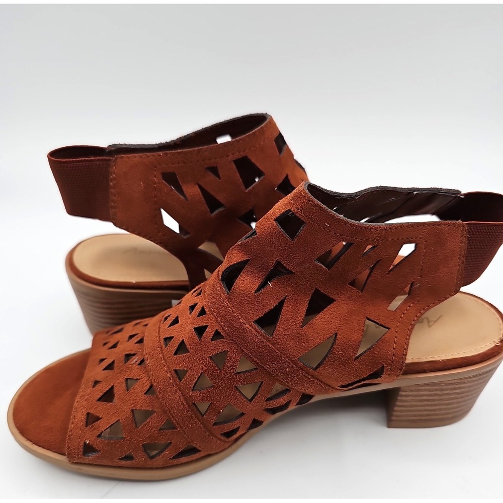American Eagle Brown Cutout Slingback Block Heel Sandals Women's 6.5 Faux Suede
